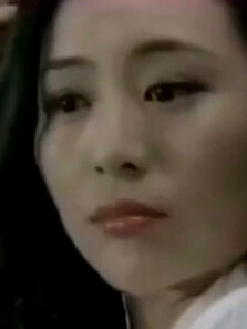 老板带女秘书去荒郊野外，寻求刺激女秘书却永远留在了那里