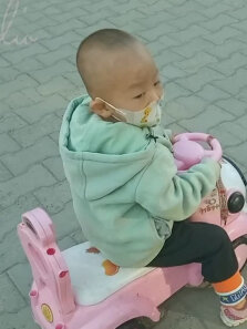 这是我要去幼儿园的车，就是开太快迷路了