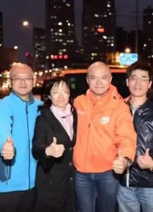 飞利浦生而有道电影海报