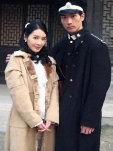 迷情世家电影海报