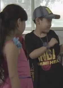 小男孩电影海报