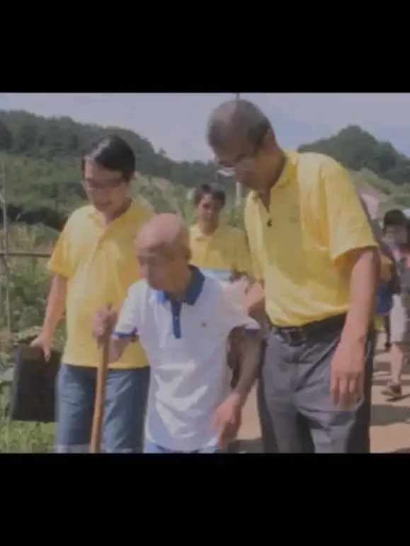 我们的抗战综艺海报