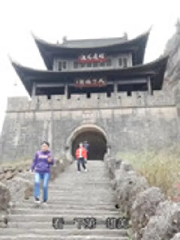实拍：毛哥带你游遍千山万水综艺海报