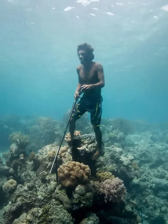 南海猎人综艺海报