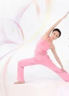 多学多用:纤体馨瑜伽综艺海报